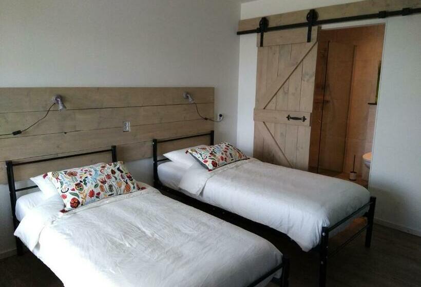 住宿加早餐  Langs De Maas