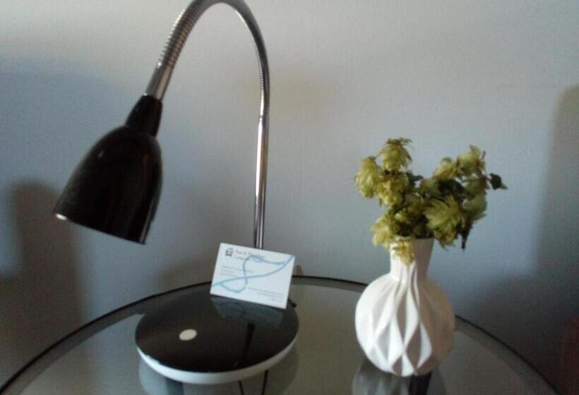 住宿加早餐  Langs De Maas