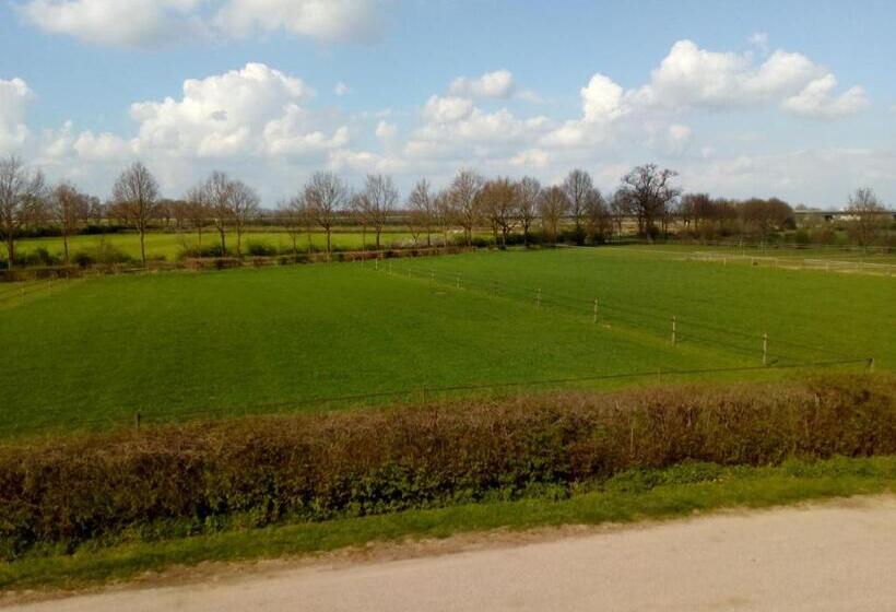 住宿加早餐  Langs De Maas