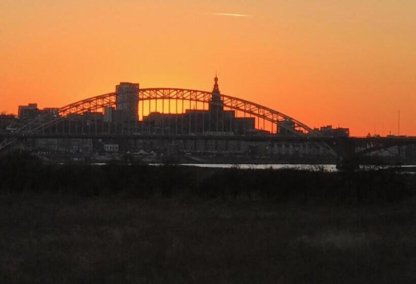 تختخواب و صبحانه Mooij Bed En Breakfast