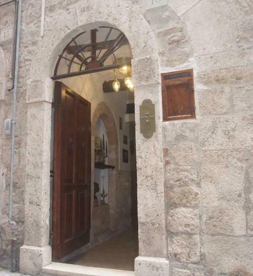 مبيت وإفطار Piccola Corte