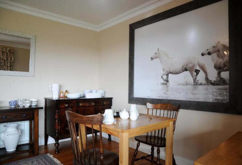 مبيت وإفطار Short Strand Dingle