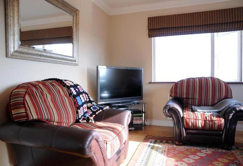 مبيت وإفطار Short Strand Dingle