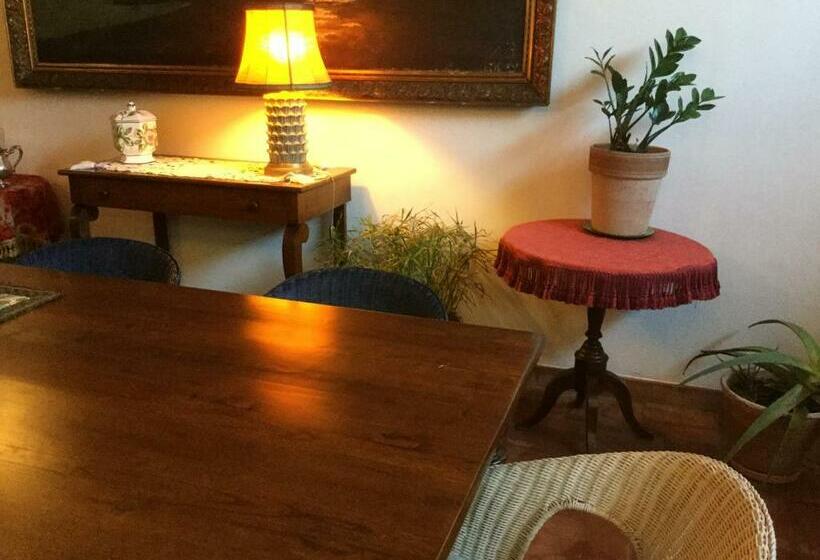 ホテル Agriturismo La Torre