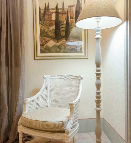 Отель Agriturismo La Vecchia Quercia