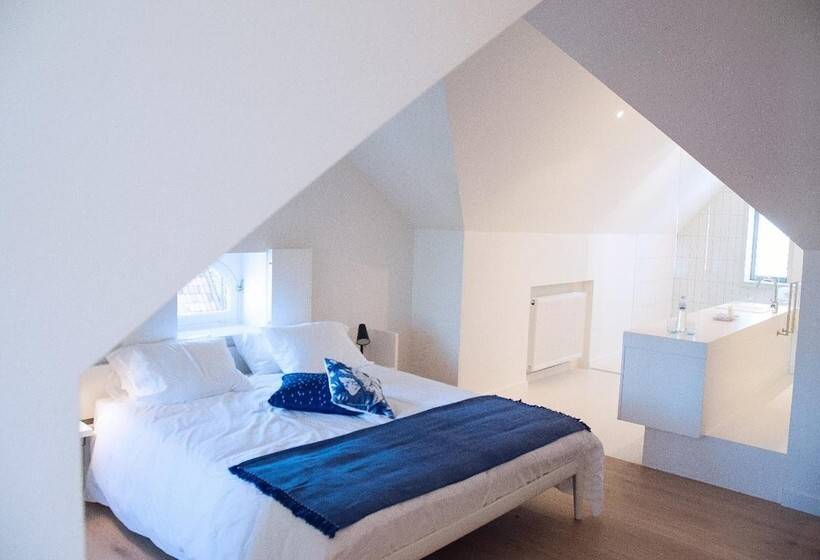 ホテル Maison Village