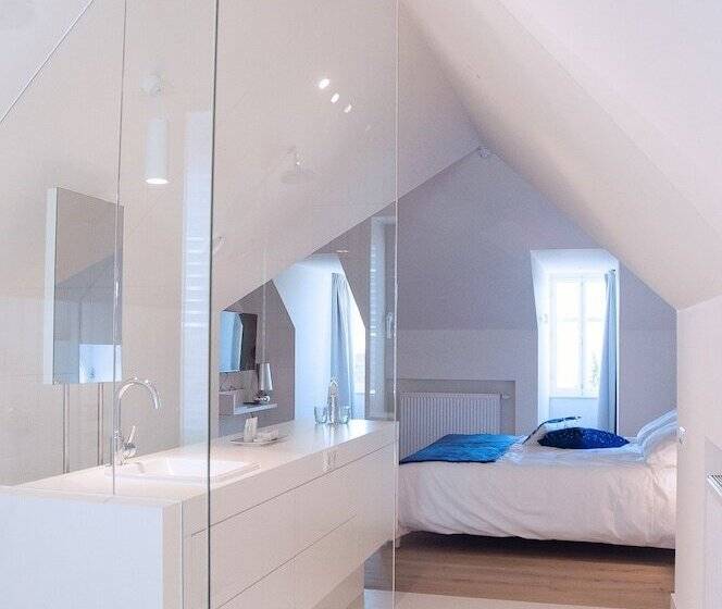 ホテル Maison Village