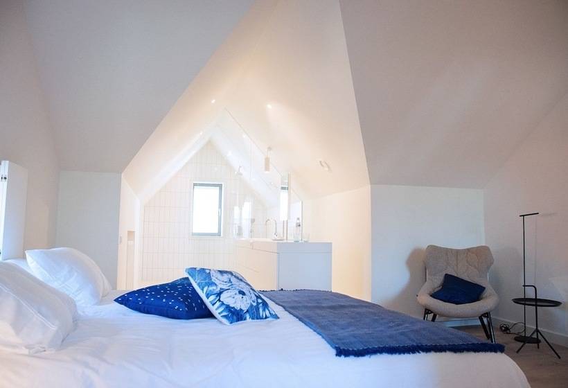 ホテル Maison Village