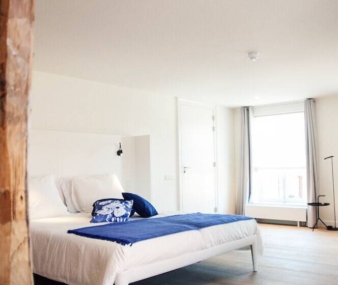 ホテル Maison Village