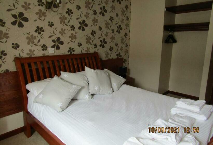 בית מלון כפרי Queens