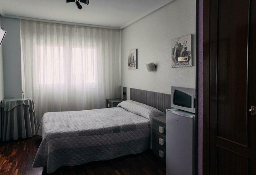 Pensión Amaia H Vi 00348