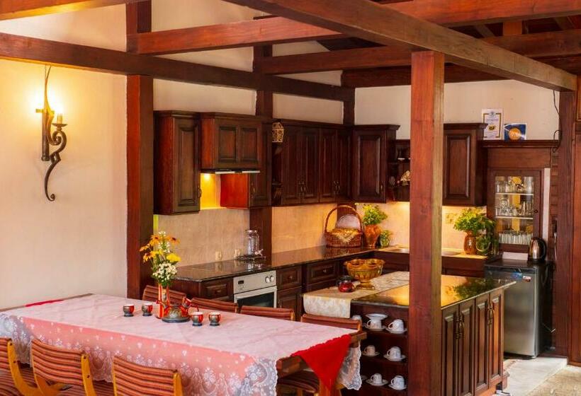 ペンション Grancharova Guest House