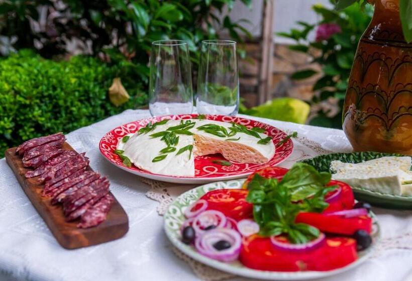 بنسيون Grancharova Guest House