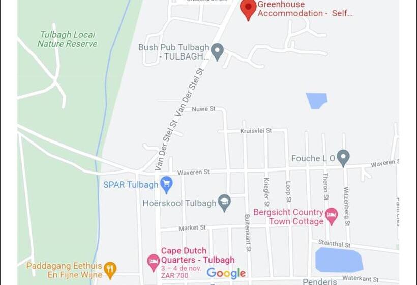 بنسيون Greenhouse Accommodation