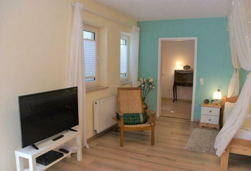 פנסיון Karuna Haus