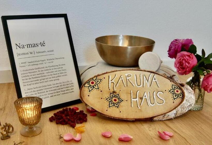 פנסיון Karuna Haus