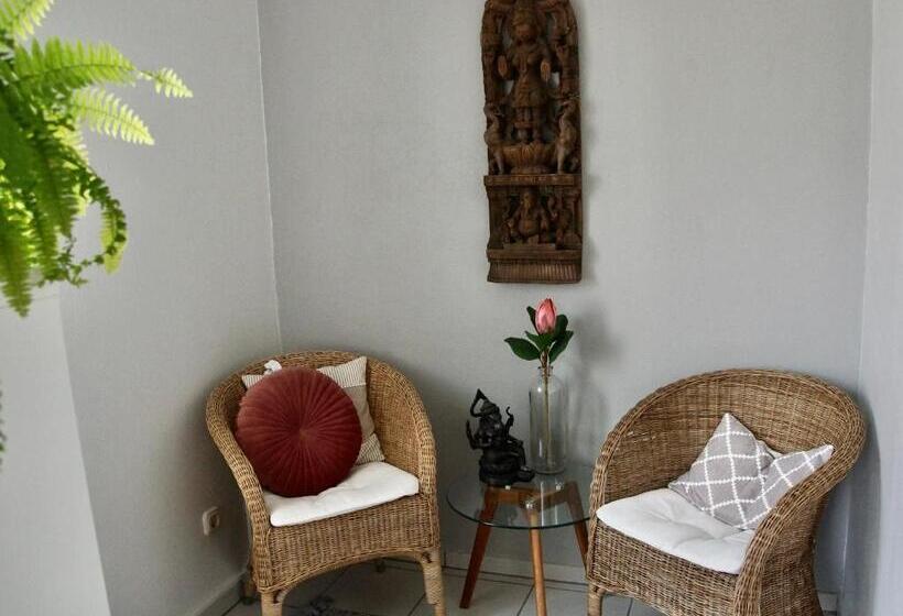 פנסיון Karuna Haus