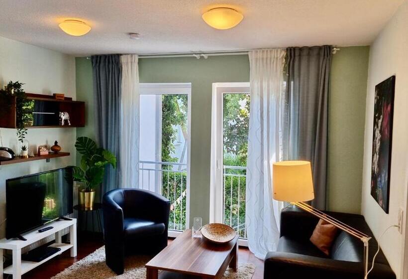 פנסיון Karuna Haus