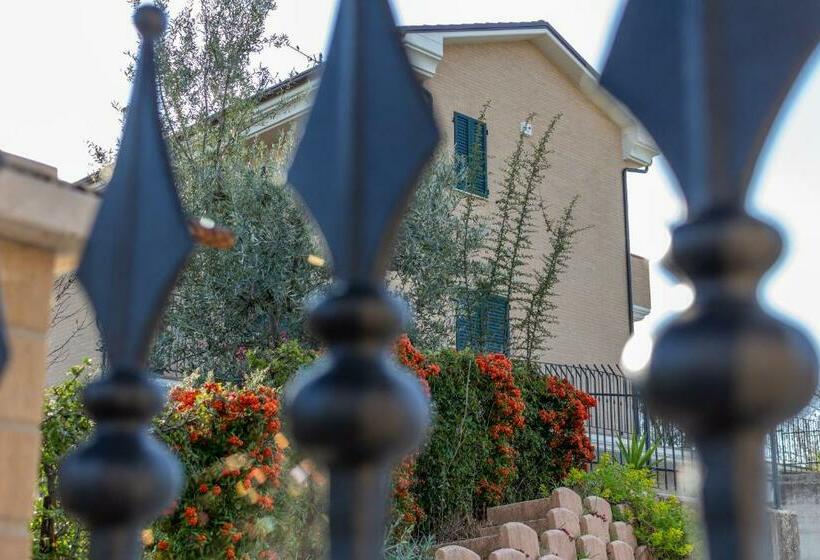 ペンション La Merlana Affittacamere