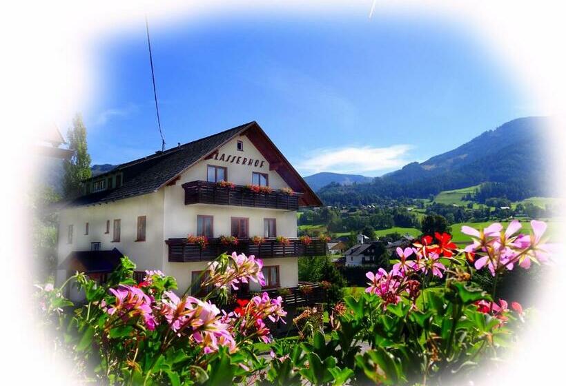 بنسيون Lasserhof