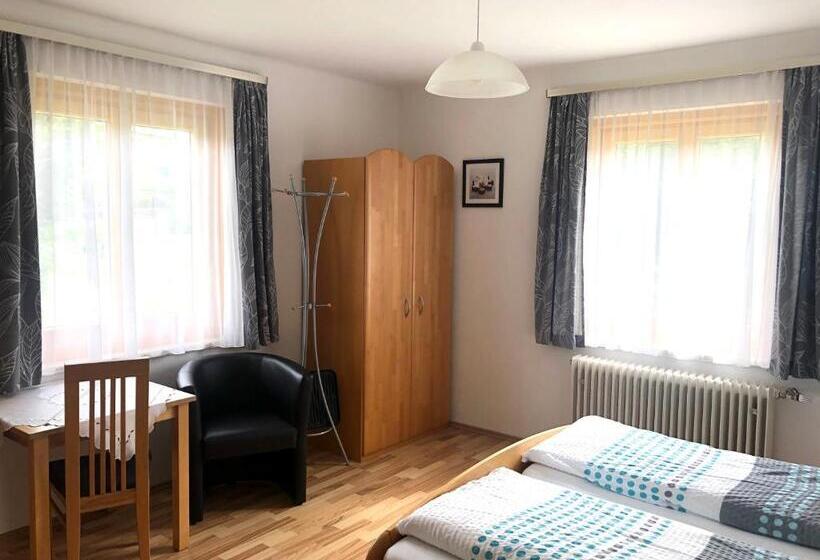 פנסיון Lasserhof