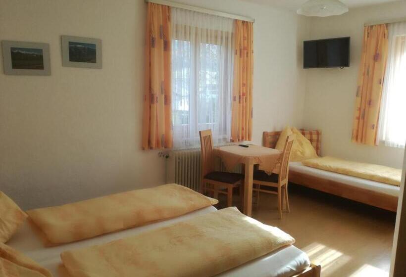 פנסיון Lasserhof