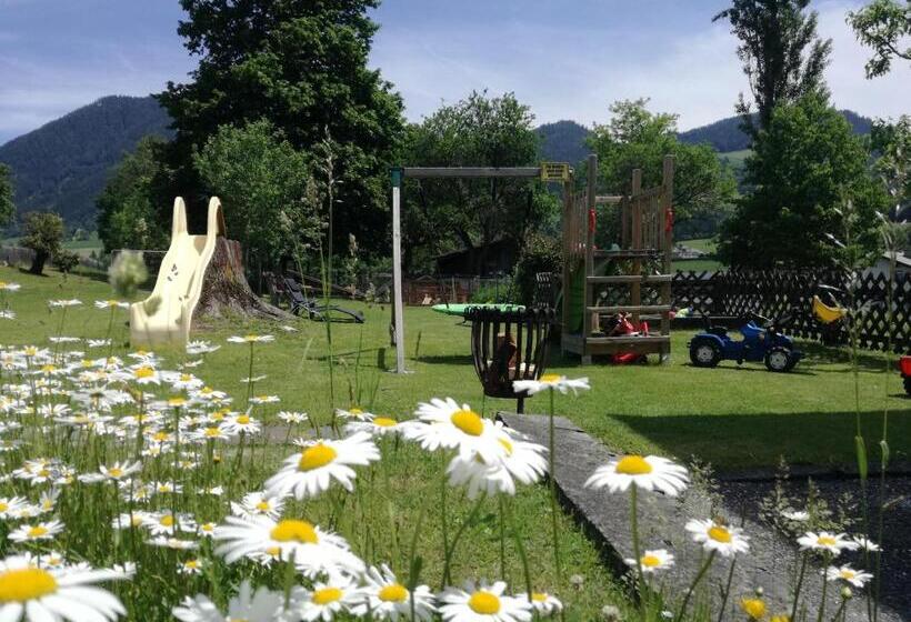 פנסיון Lasserhof