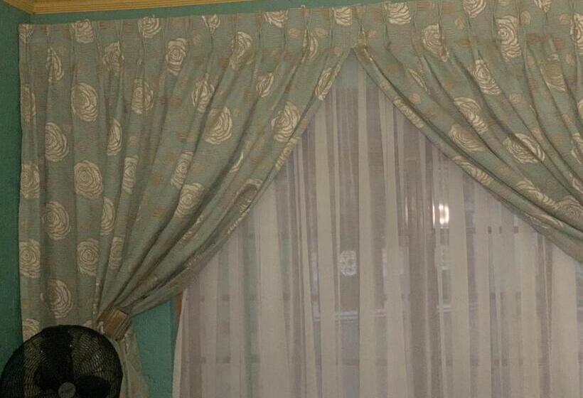 펜션 Oleratong Guest House