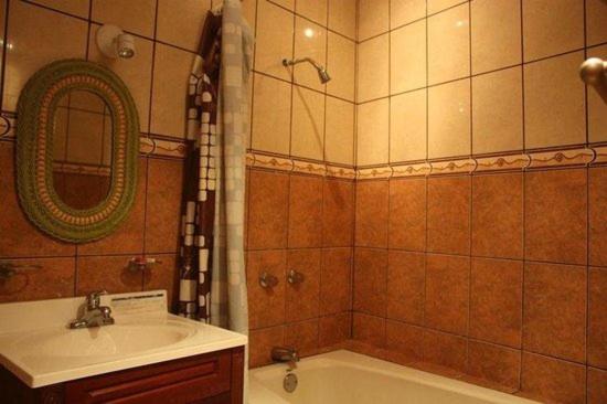 פנסיון Posada Familiar El Dorado