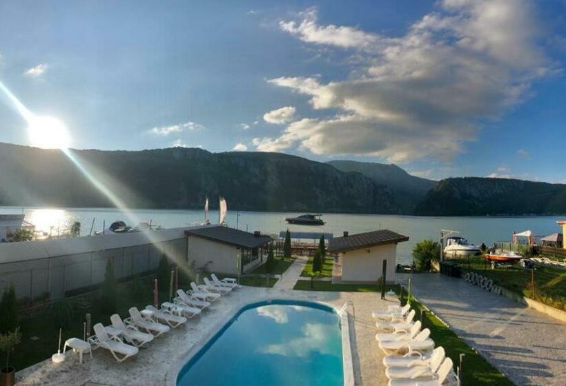 ペンション Vila Hercules