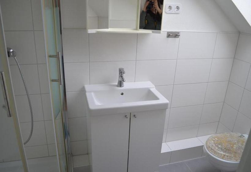 Pension John F Kennedy