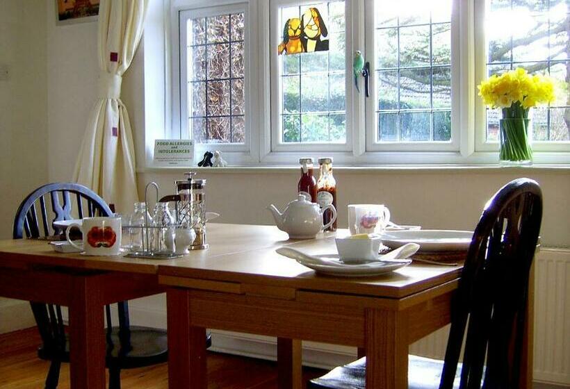 Picaroons Bed And Breakfast