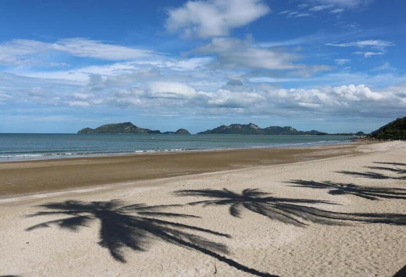 Resort Minitel By The Sea   Pranburi