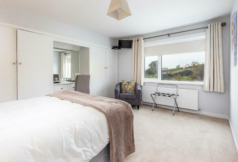 Summerfield Lodge B&b