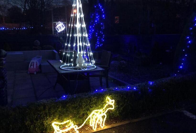 Woodview House Bed And Breakfast