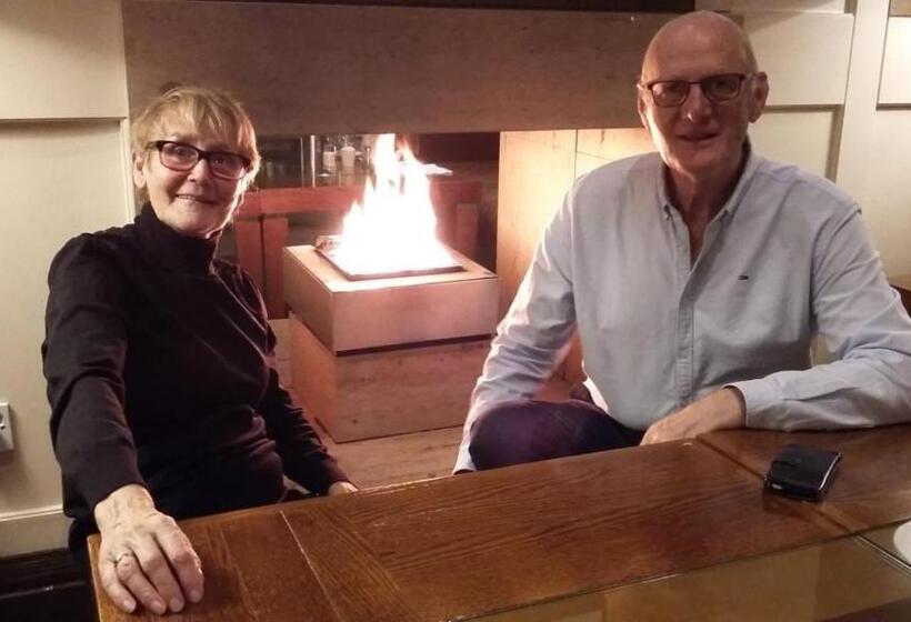 Woodview House Bed And Breakfast