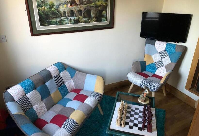 Woodview House Bed And Breakfast