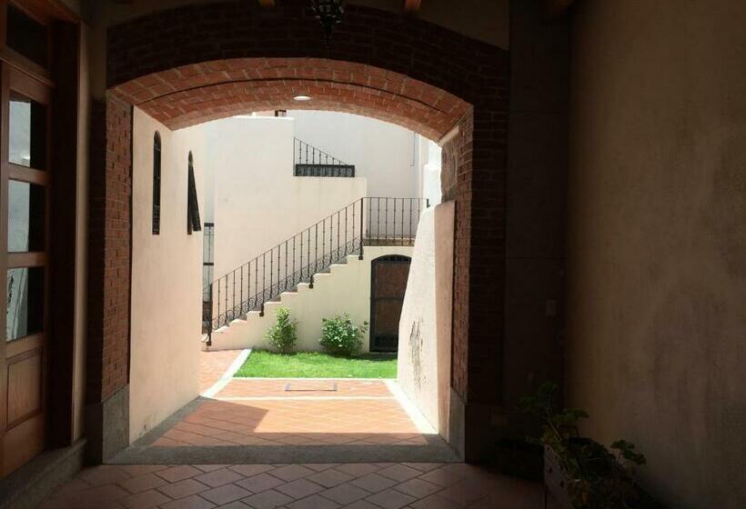 فندق صغير Hostal El Dulce Nombre