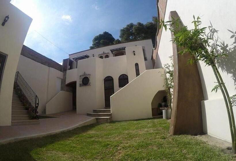 הוסטל Hostal El Dulce Nombre