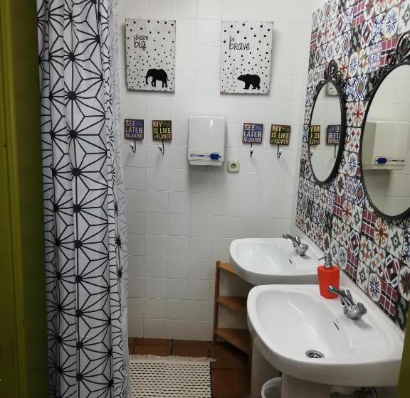 ユースホステル Refugio La Ardilla Real