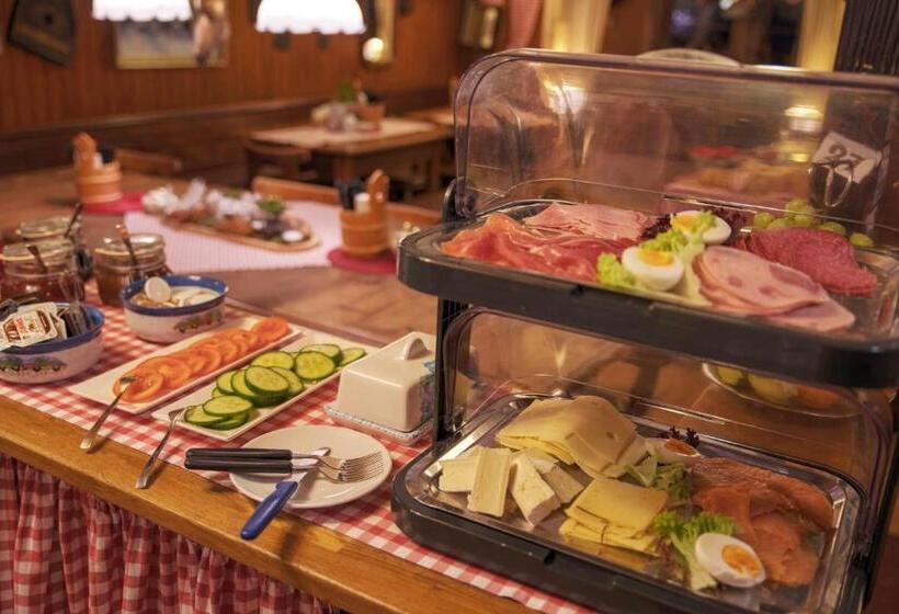 فندق صغير Zur Grossen Tanne