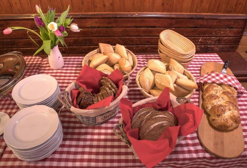 فندق صغير Zur Grossen Tanne