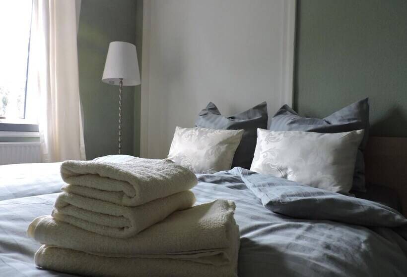 住宿加早餐  Altes Pastorat