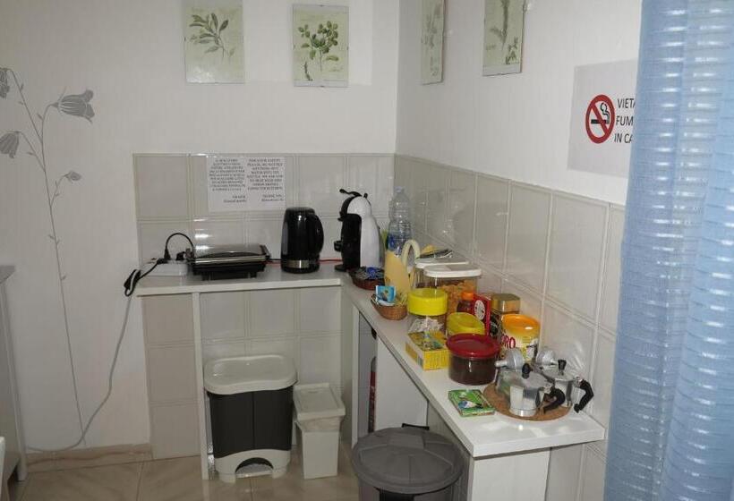 ベッドアンドブレックファースト Biancocancello