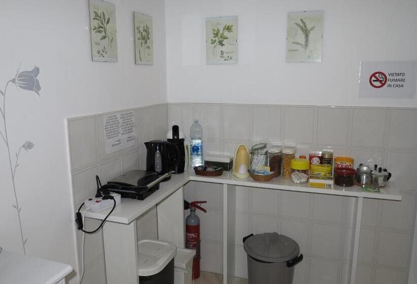 ベッドアンドブレックファースト Biancocancello