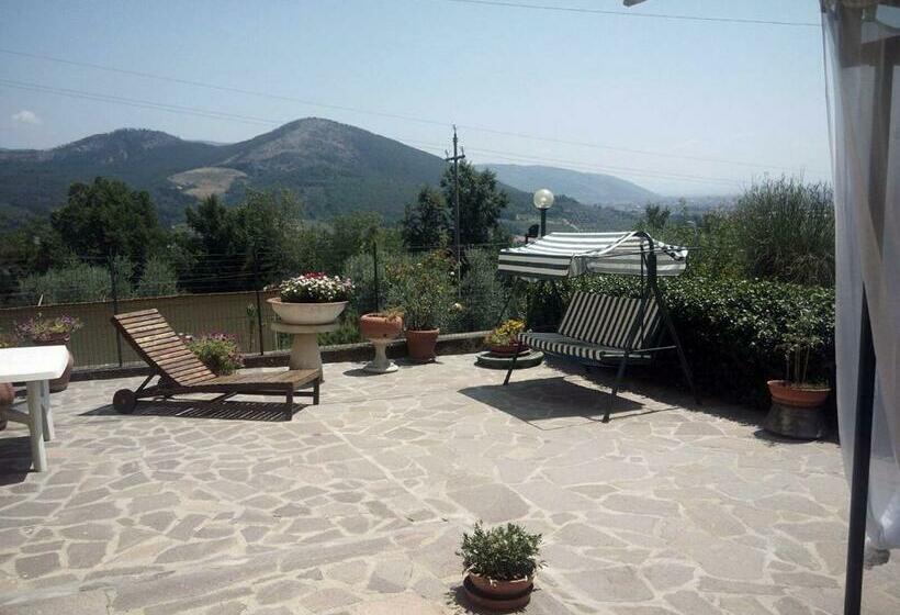 צימר Borgo Della Rocca