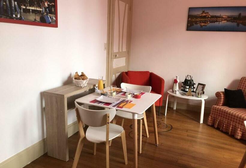 مبيت وإفطار Chambres D Hôtes Le Nid