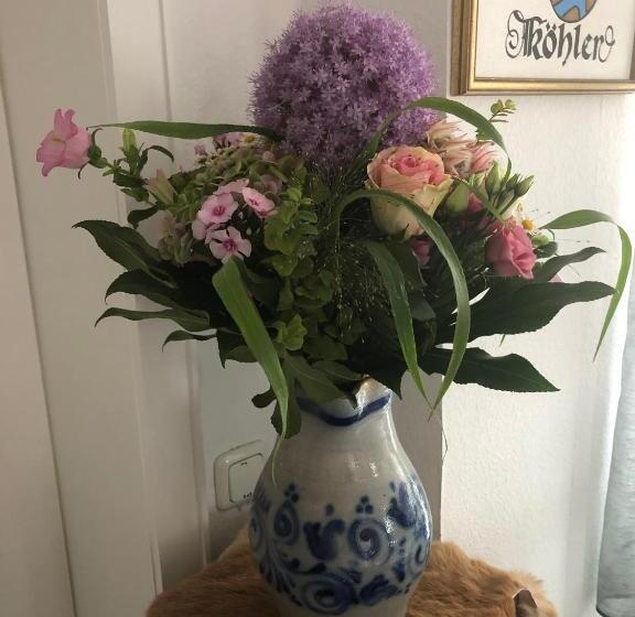 مبيت وإفطار Gästehaus Köhler