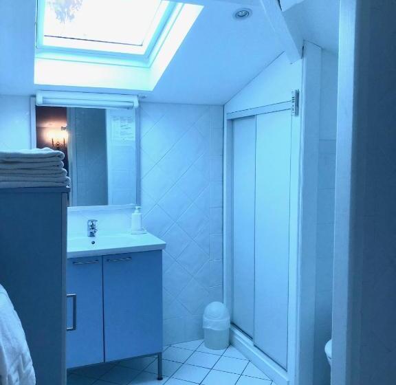 مبيت وإفطار La Petite Provence De Touron