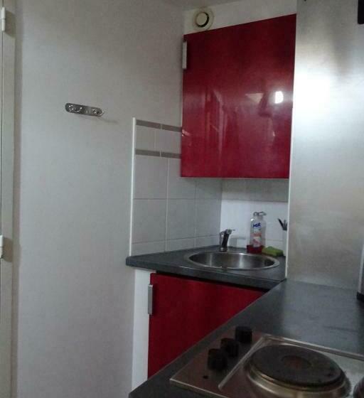 ベッドアンドブレックファースト Le Quatre